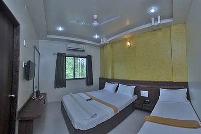 Hotel Jain Residency Shirdi Extérieur photo